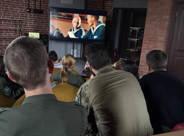 В Центре «ВОИН» организовали просмотр фильма о моряке Тихоокеанского флота Алдаре Цыденжапове