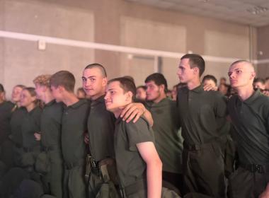 В свердловском филиале Центра «ВОИН» выступил уральский исполнитель