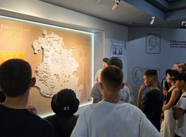 Курсанты смены «Время юных героев» в Калмыкии познакомились с колоритом региона.