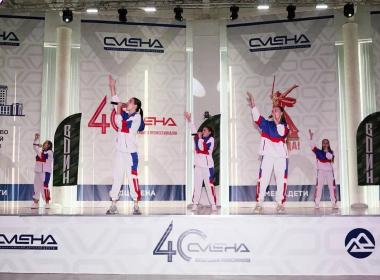 Директор Центра «ВОИН» Дмитрий Шевченко и директор ВДЦ «Смена» Игорь Журавлев открыли «Время юных героев» в Анапе