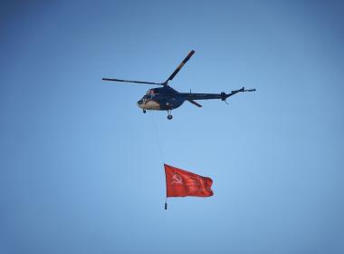 Дмитрий Шевченко встретился с семьей Абдуллиных, представляющих Центр «ВОИН» в финале «Семейной зарницы»